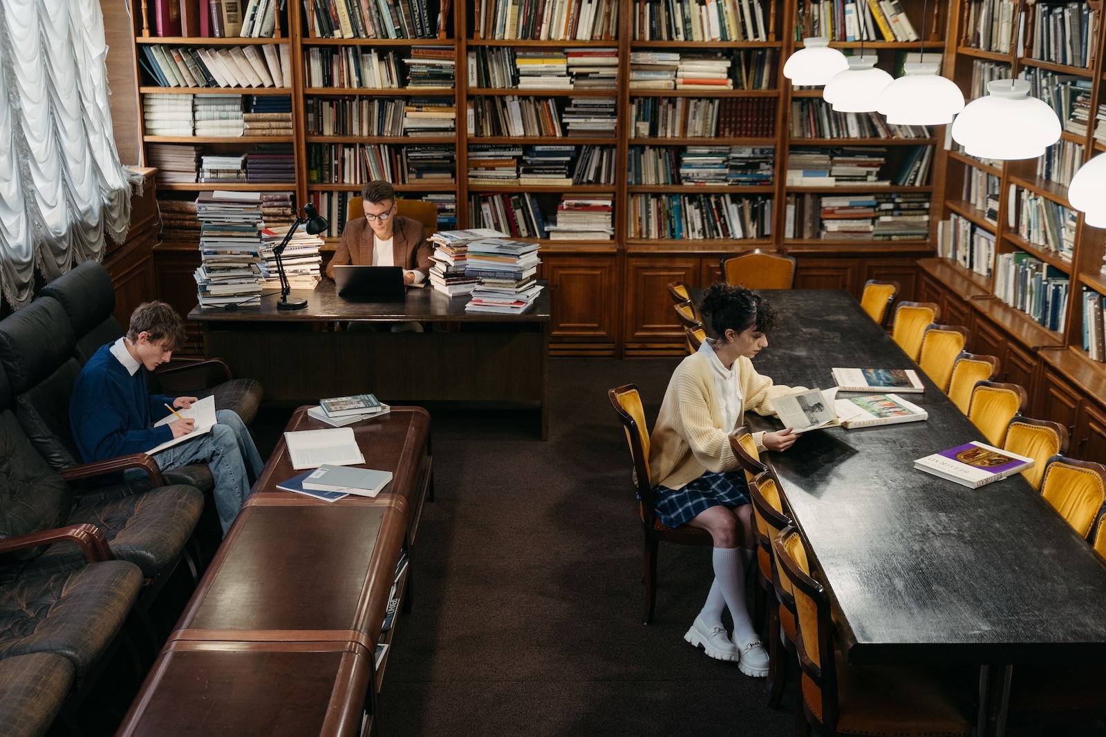 LinkedIn, una guida pratica: come muovere i primi passi nel mercato del lavoro.